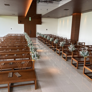 自然光の入るチャペル