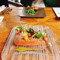前菜のサーモンです。