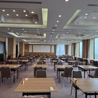 ホテルオークラ神戸の披露宴会場の写真（1枚目）
