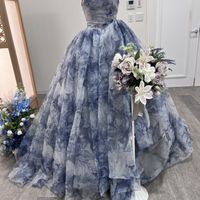 カラードレスの展示