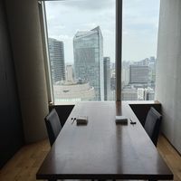 和食フロアの個室を新郎新婦の控室にするようです。