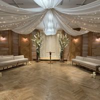 シンプルで360°みんなが見えるようにしてもらった