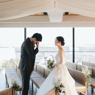 ファーストミートは挙式会場で行いました。