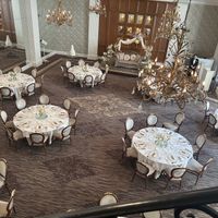 披露宴会場内の階段から見た会場