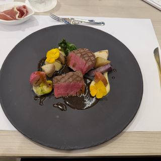 試食で出てきた料理