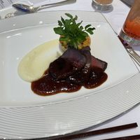 メインのお肉料理