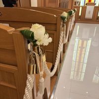 大理石へのステンドグラスの反射