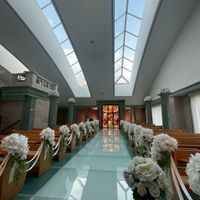 曇りの方が落ち着いた光が入っていいかも。