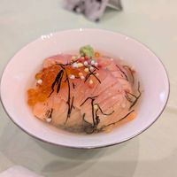 サーモンといくらの親子茶漬け