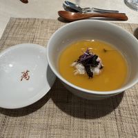 上にかかった餡のお出汁が美味しかった。