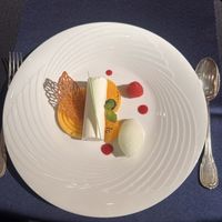 メイン料理とデザートは食べ比べさせてもらえました。