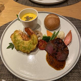 ニーズ京都烏丸 by T&G WEDDING(旧 インスタイルウェディング京都)のクチコミ 料理・ケーキの写真(1枚目)