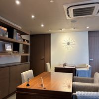 打ち合わせルームです。清潔感のあるお部屋でした。