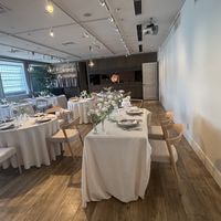 ライブクッキングが楽しめる会食会場です。