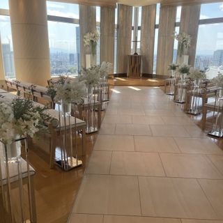 チャペルの自然光が良かったです。