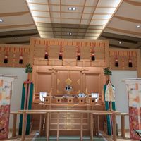 神殿の様子(当日座った時に見る前面)
