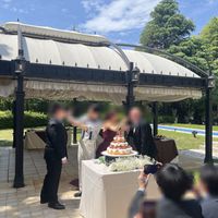 ガーデンでのケーキ入刀、デザートビュ