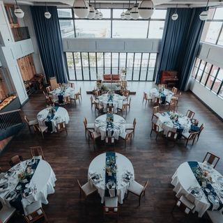 ニーズみなとみらい VERANDA by T&G WEDDING(旧 ベイサイド迎賓館ベランダ)のクチコミ 装花・コーディネートの写真（1枚目）