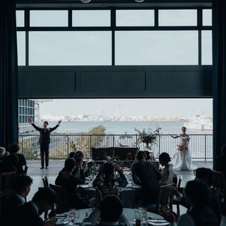 ニーズみなとみらい VERANDA by T&G WEDDING(旧 ベイサイド迎賓館ベランダ)のクチコミ 披露宴会場の写真（1枚目）