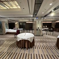 CENTURY COURT Marunouchi（明治生命館内・国指定重要文化財）の披露宴会場の写真（1枚目）