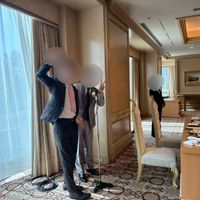 披露宴会場にて　窓側