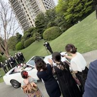 挙式後の車での退場シーン