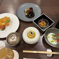 披露宴終了後、控室にてゲストと同じ料理をいただきました。