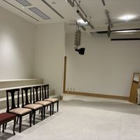 カメラスタジオが入っており、挙式当日写真撮影ができます。