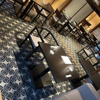 待合室。横に喫煙所ありました。