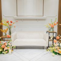 ソファー、メイン装花