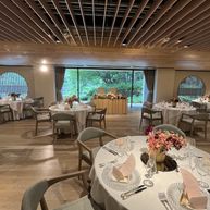 東郷記念館／THE GARDENの披露宴会場の写真（1枚目）