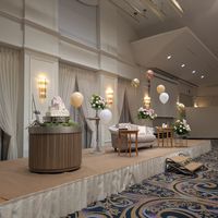 ホテルオークラ東京ベイの披露宴会場の写真（1枚目）