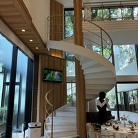 螺旋階段がある披露宴会場がありました。