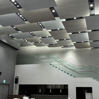 天井もデザインされていてオシャレでした。