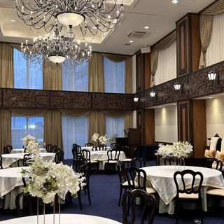 Casa d' Angela Aoyama（カサ・デ・アンジェラ青山）のクチコミ 披露宴会場の写真（1枚目）