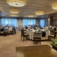 お庭からの登場ができる披露宴会場
