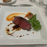 肉料理です。とても柔らかくて、食べやすかったと思います。