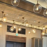 実家で落ち着いた雰囲気のところに可愛い電球がとても印象的