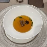自慢のコンソメスープ
