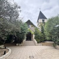チャペル前の庭
