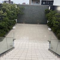 大階段、フラワーシャワー