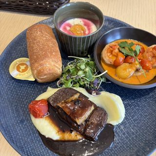 ヒルトップザスクエアのクチコミ 料理・ケーキの写真(1枚目)